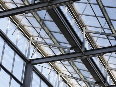 Glasoverkapping atrium school in kassenbouw systeem 6