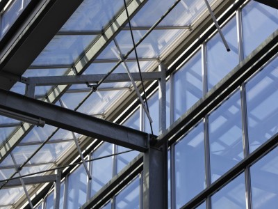 Glasoverkapping atrium school in kassenbouw systeem 7