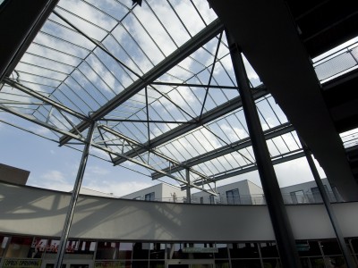 Transparante glaskap winkelcentrum glazen galerijgevels liftgevels 2